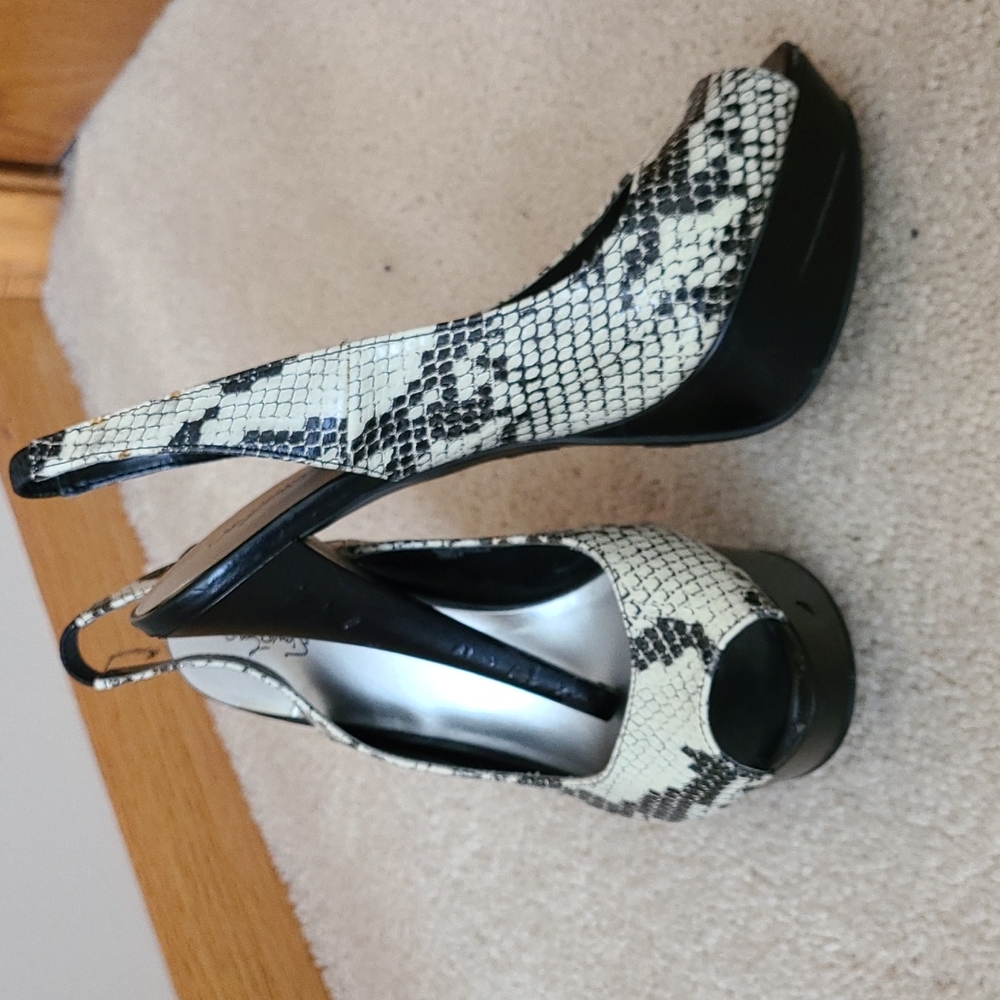 City Streets snake skin print high heels size 8